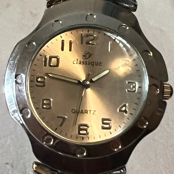 2 for $20😃Classique Silver Stainless Steel Men’s Watch - Picture 1 of 3